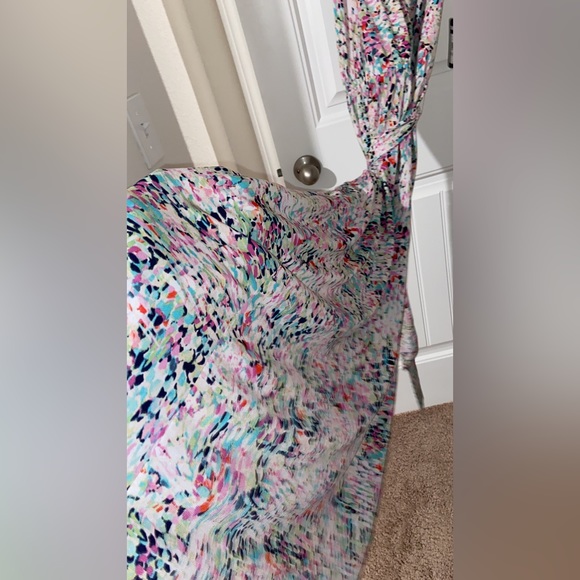 Guess Maxi Dress - Picture 3 of 5